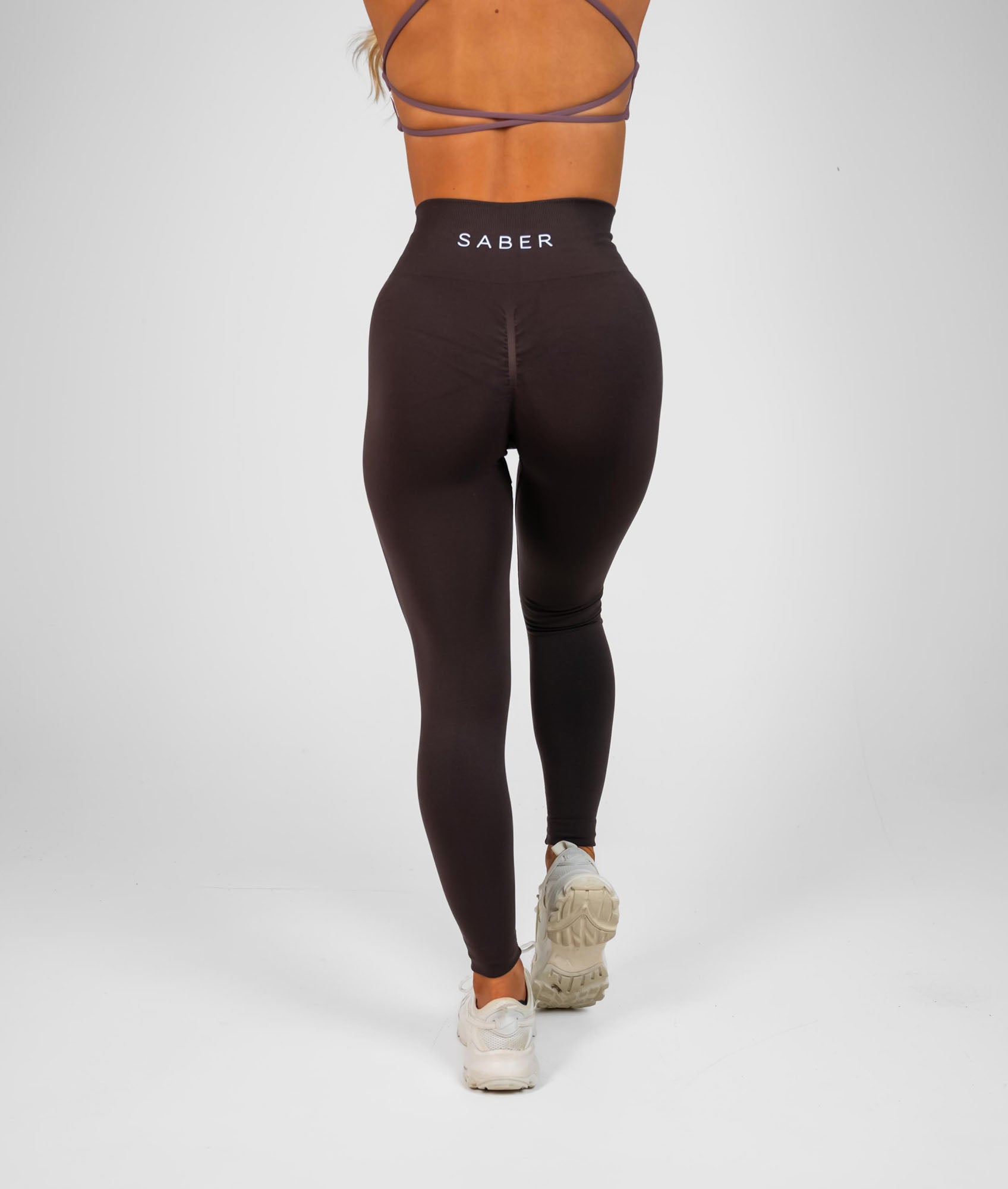 Reflex Seamless Scrunch Leggings - Espresso - Saber Apparel