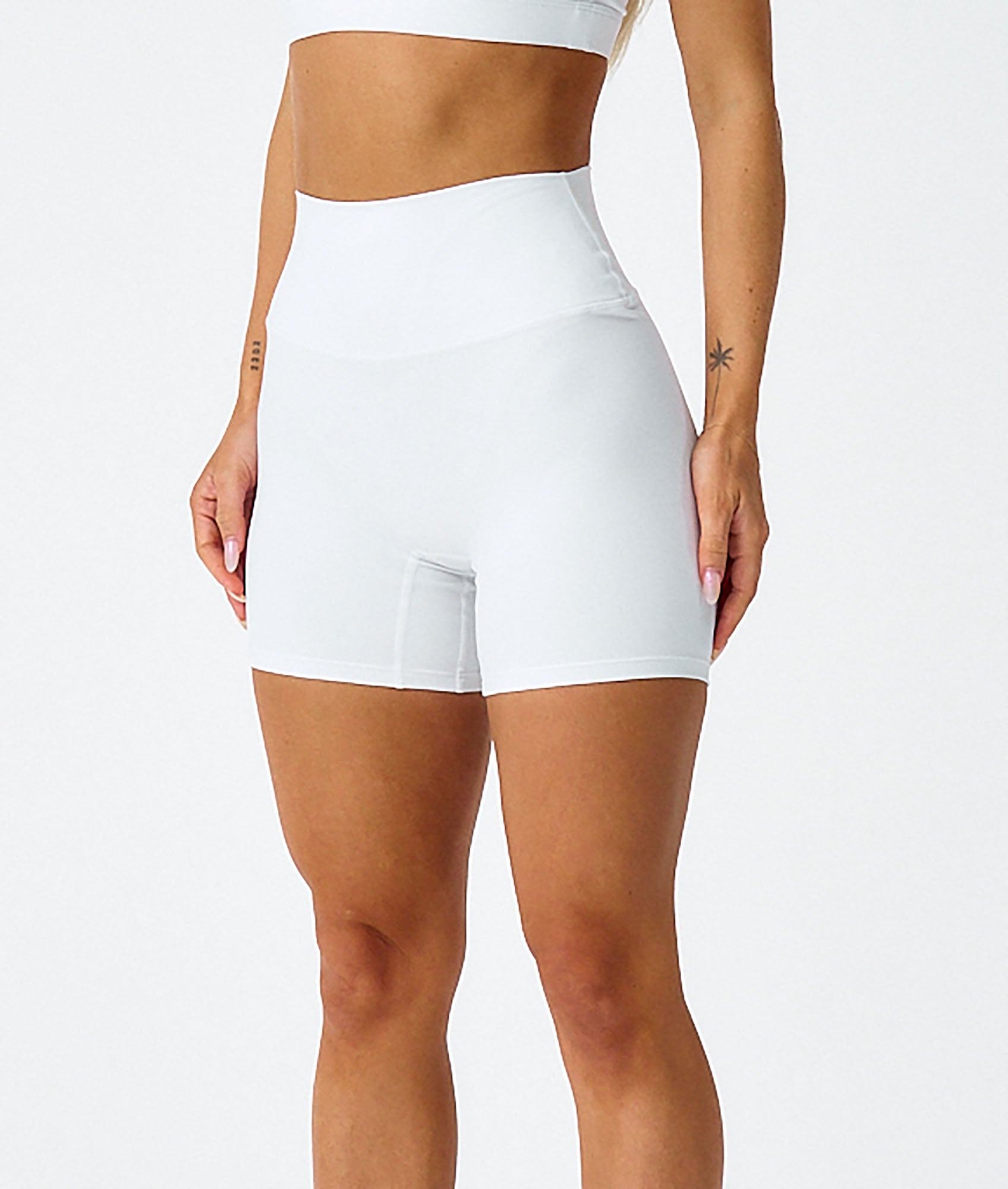 Synergy Shorts - White