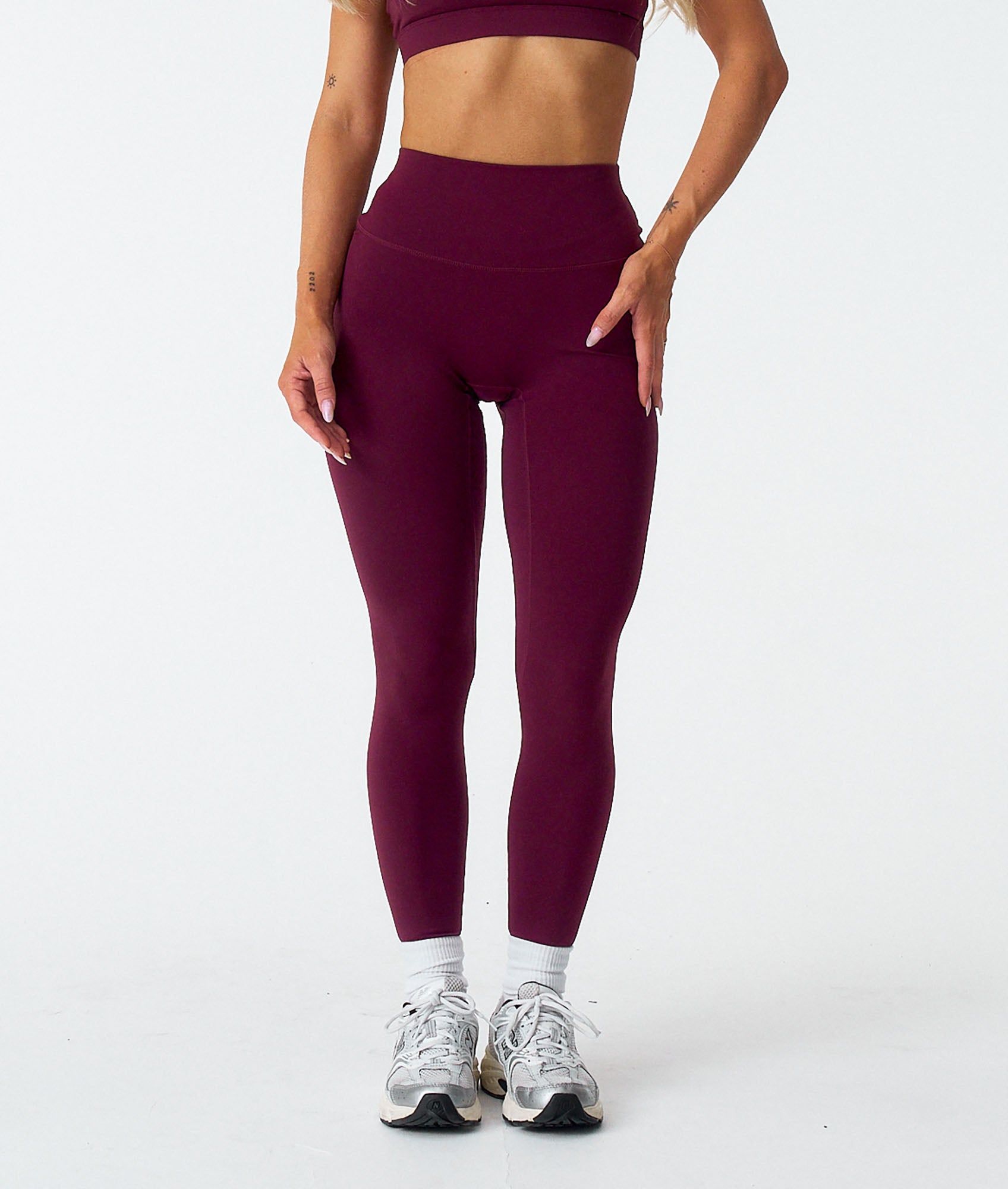 Synergy Leggings - Cherry Wine